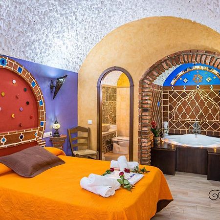 Cazorla Casas Cueva Casa de hóspedes Hinojares Exterior foto