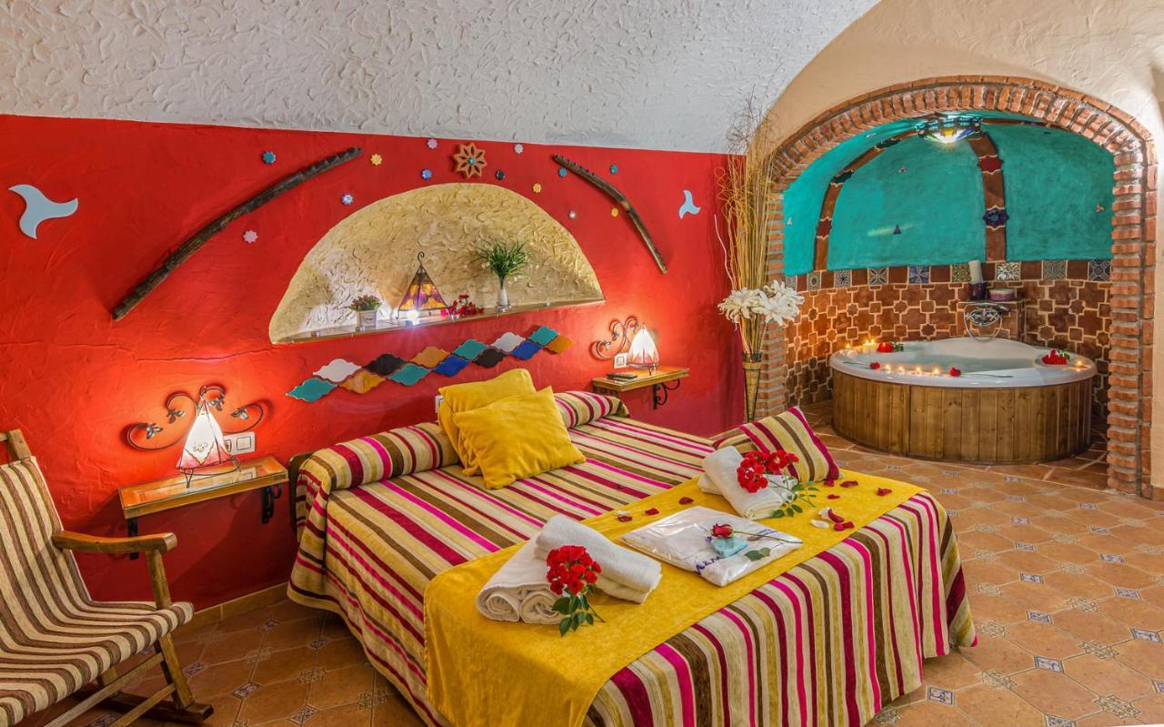 Cazorla Casas Cueva Casa de hóspedes Hinojares Exterior foto