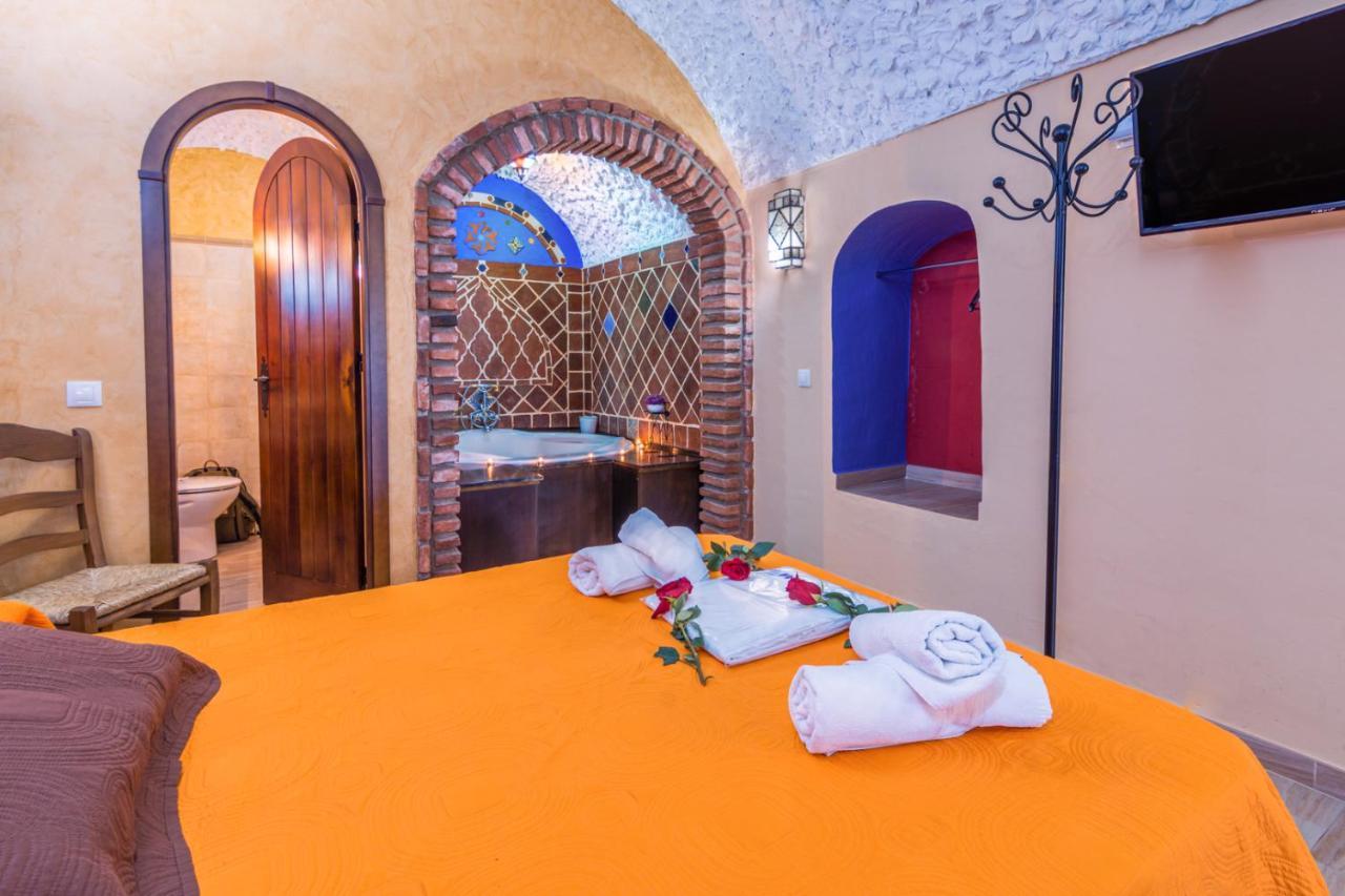 Cazorla Casas Cueva Casa de hóspedes Hinojares Exterior foto